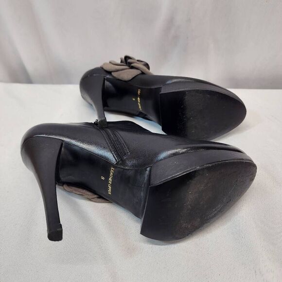 Kelsi Dagger Size 8 Rosabella Platform Ankle Booties w/Suede Gray Roses Leather - Picture 10 of 15